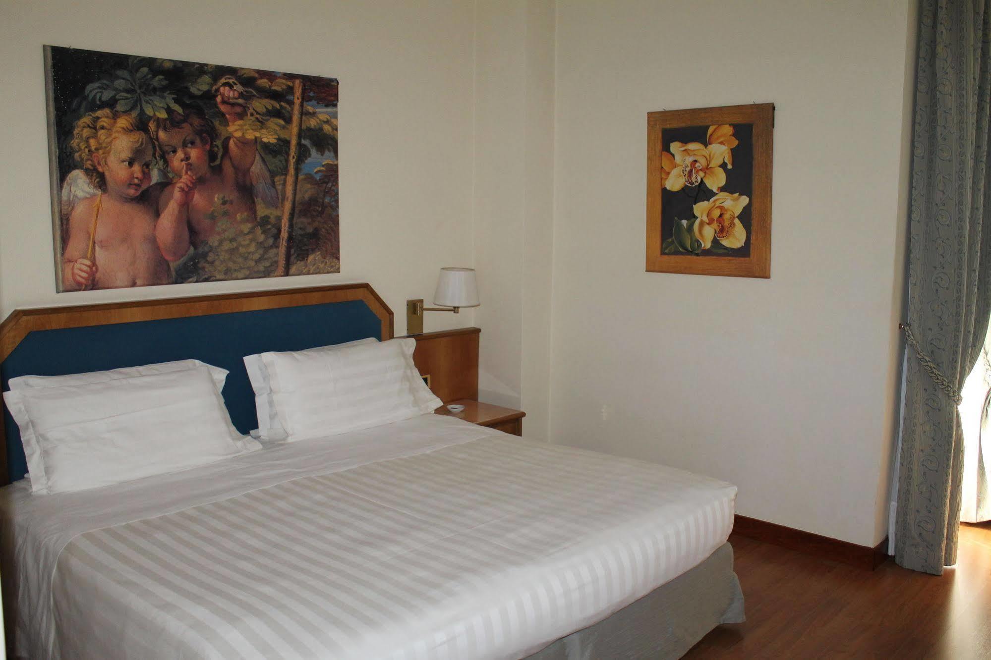 Ih Hotels Milano Eur - Trezzano Sul Naviglio Exteriér fotografie